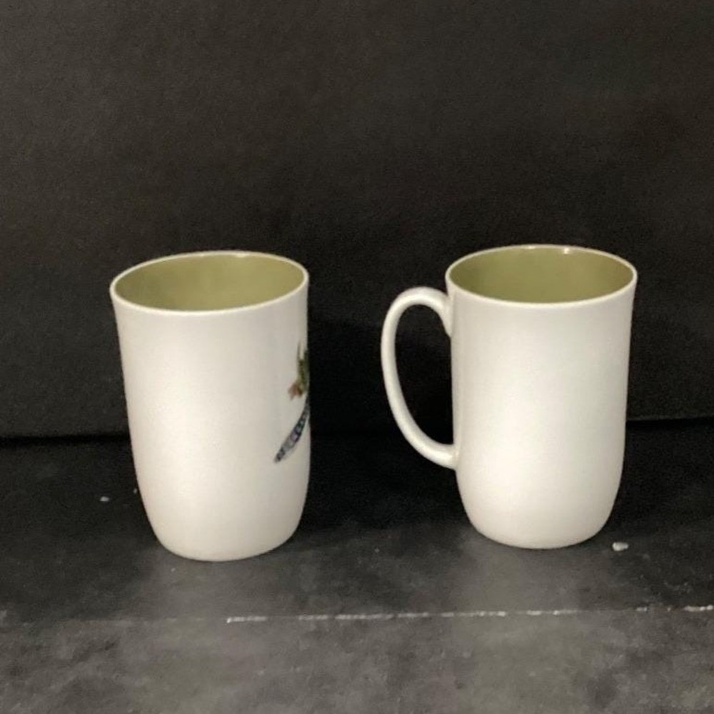 Fitz & Floyd Wild Birds Coffee Cups, Set of 2, Blue Jay and Robin Design Mugs - Picture 8 of 11